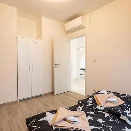 Koppány Luxor Сasa de vacaciones Alsóörs